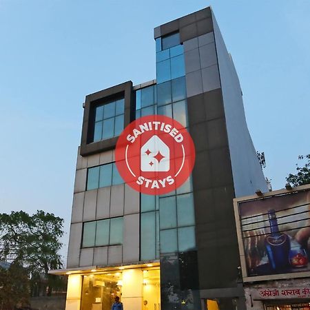 Capital O 12807 Amaira Hotel And Banquets Noida Extérieur photo