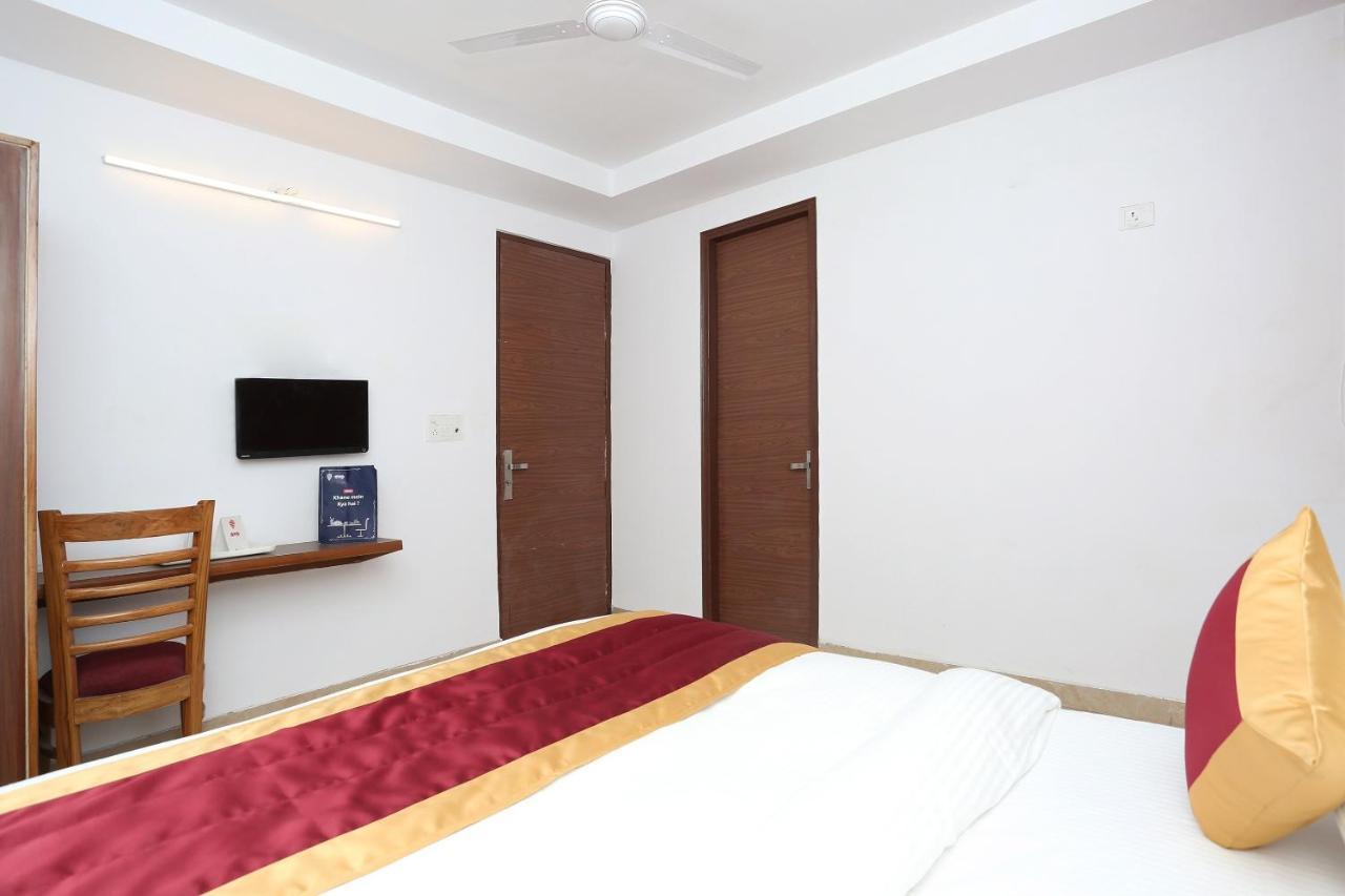 Capital O 12807 Amaira Hotel And Banquets Noida Extérieur photo